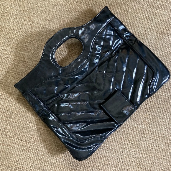 Black Faux Patent Leather Clutch Handbag - Picture 4 of 5